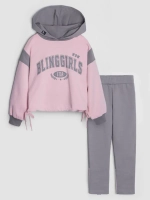 Спортивный костюм для девочки