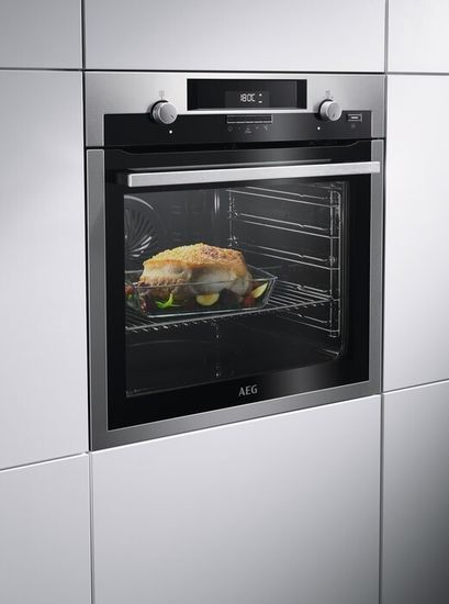 Электрический духовой шкаф AEG BPE 552320 M