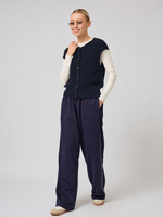 Жилет вязаный на пуговицах