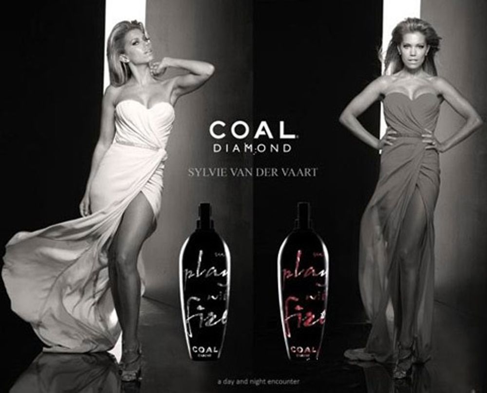 Sylvie van der Vaart Coal Diamond Night Fire