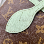 Louis Vuitton Neverfull Bandouliere Inside Out BB