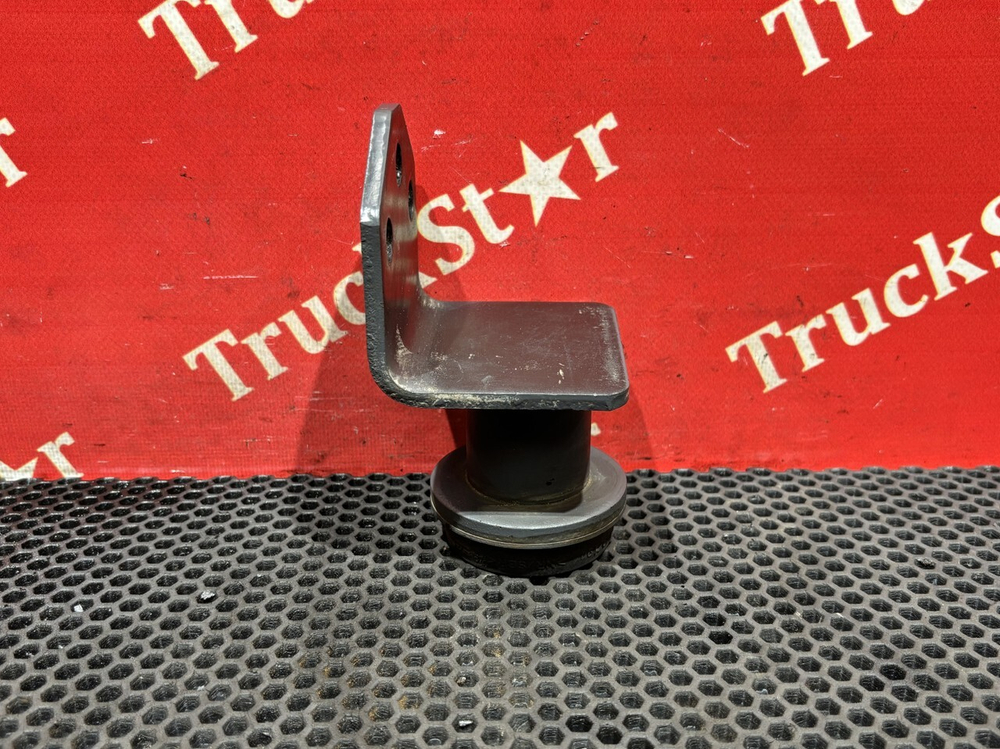 Отбойник рессоры передней 2023 год.