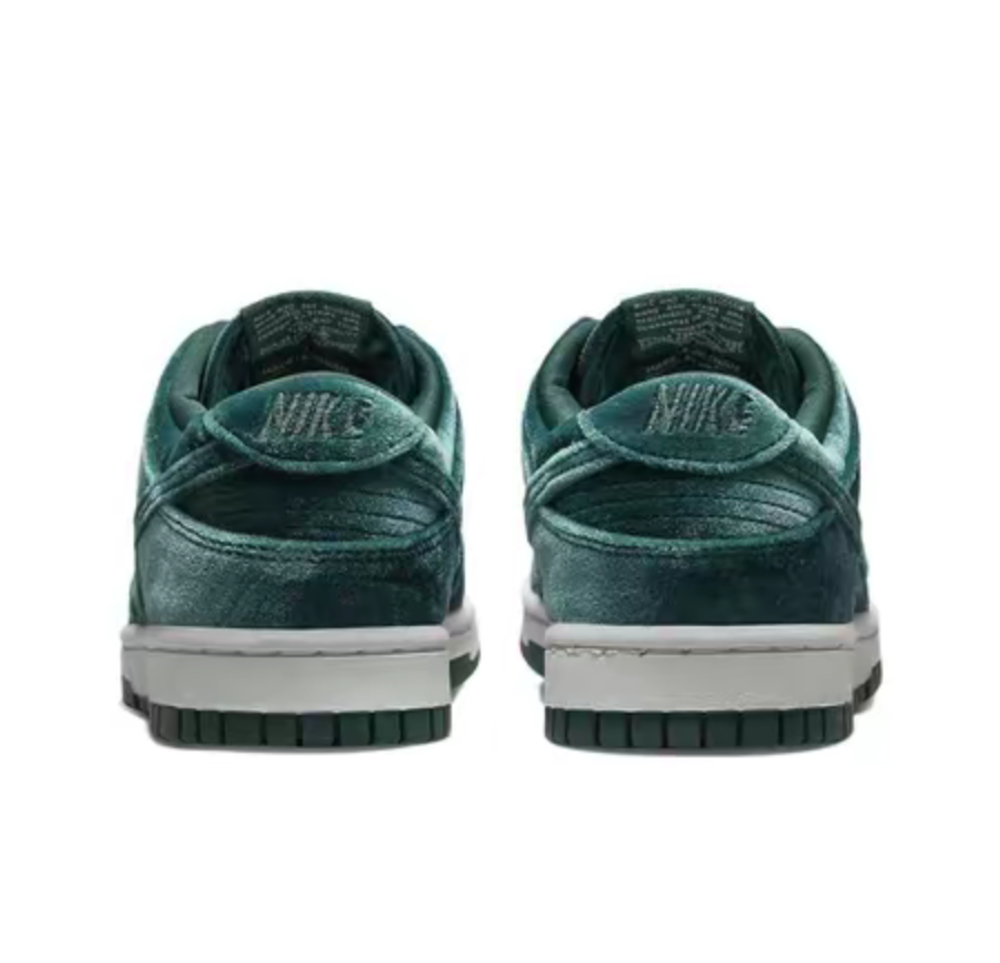 Женские кроссовки Nike Dunk Low 'Atomic Teal' DZ5224-300