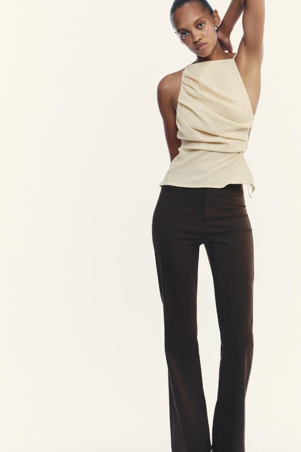 ZARA БРЮКИ FLARED С ВЫСОКОЙ ПОСАДКОЙ, ТЕМНО-КОРИЧНЕВЫЙ