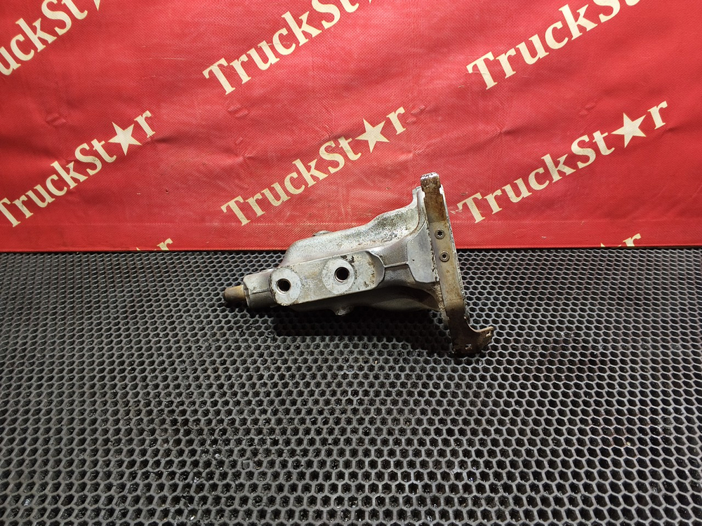 Кронштейн торсиона кабины правый