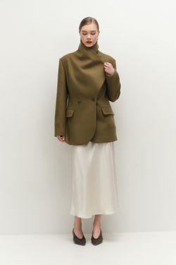 Жакет пальто приталенный