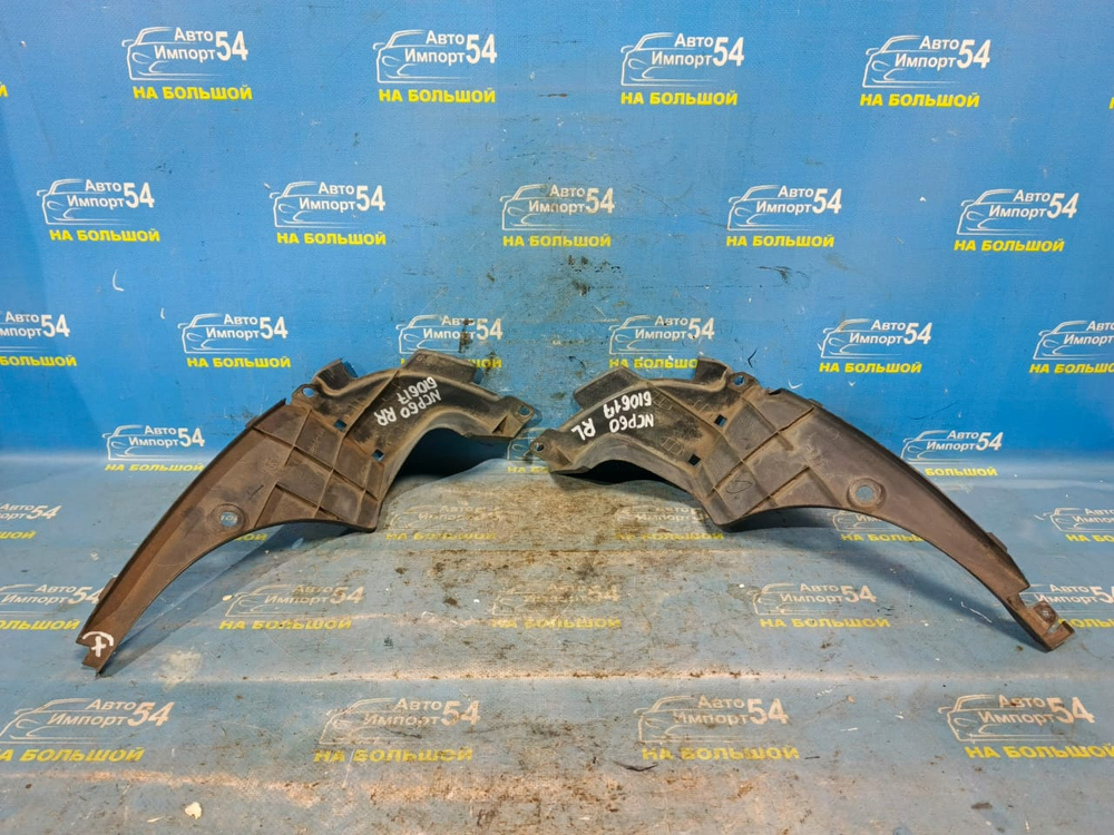 Подкрылок задний правый TOYOTA IST 2002-2007