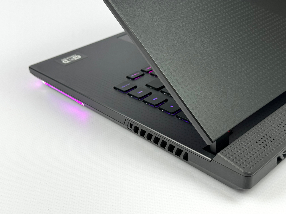 Игровой ноутбук Asus Rog Strix Ryzen9 5900HX/16GB(RAM)/1TB(SSD)/RTX3070(8GB)/15.6/300HZ/IPS/FHD/Win11