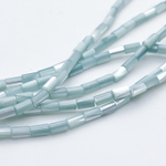 Перламутр тонированный, цвет голубой, размер около 5*2,8 мм, цена за отрезок 36-37 шт (1/2 нити)