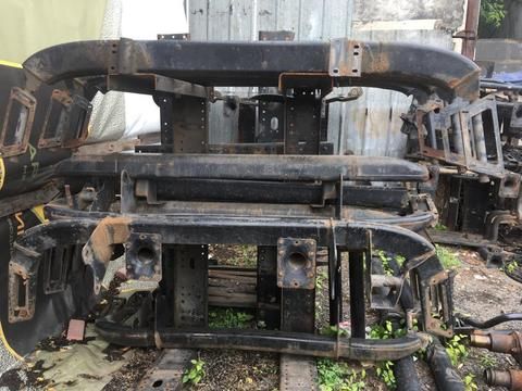 Отбойник бампера б.у. на МАН ТГА/ТГС 81416505024