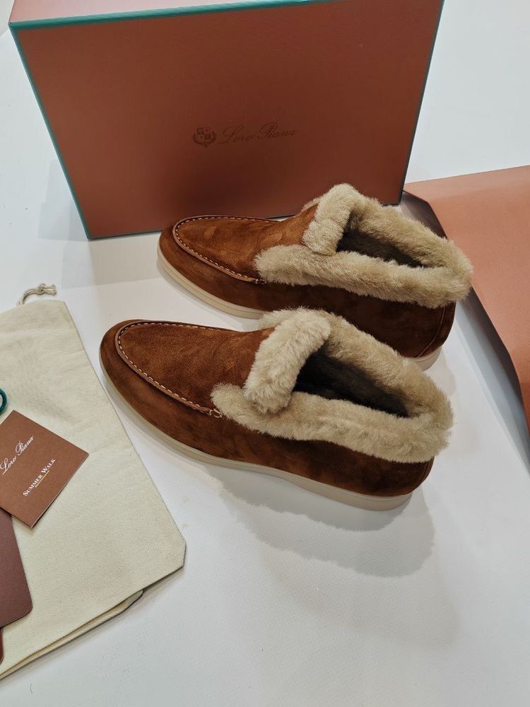 Лоферы Loro Piana с меховой стелькой