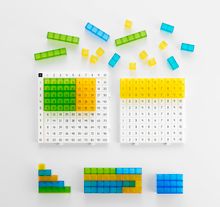 Математические доски и полупрозрачные кубики. Набор учебно-игровой.