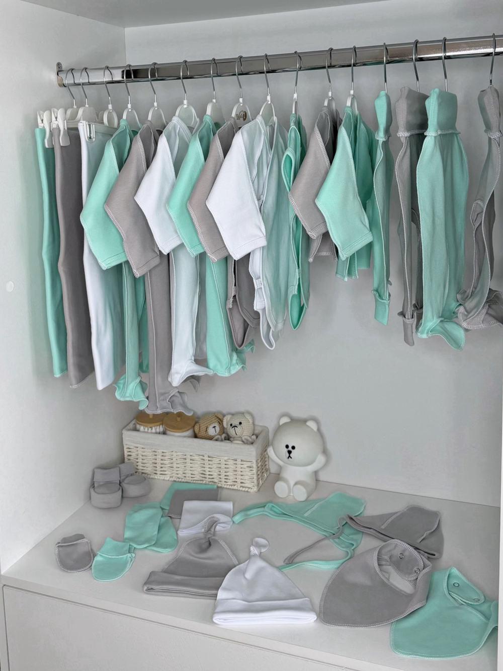 Mint | Gray | White