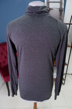 Водолазка Uniqlo повседневная 44 размер