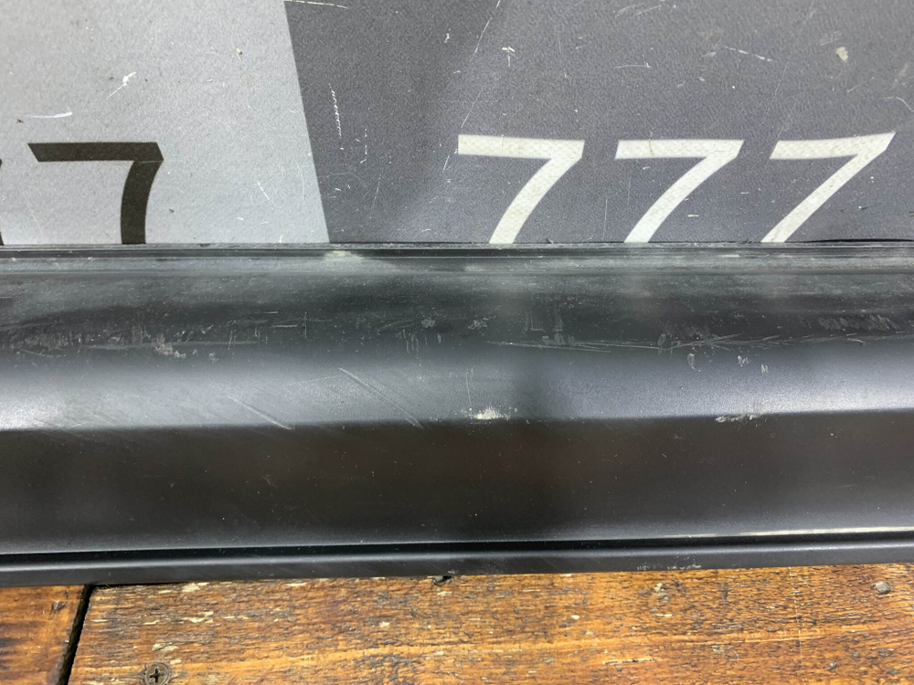 Накладка двери передней левой Mazda CX-5 2 (KF) 17-нв Б/У Оригинал KB7W51RB1