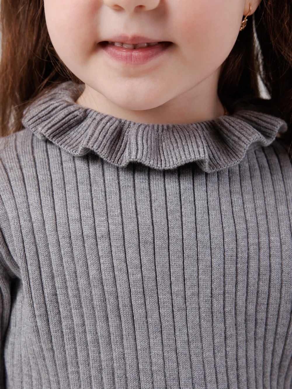 Джемпер для девочки с воланами