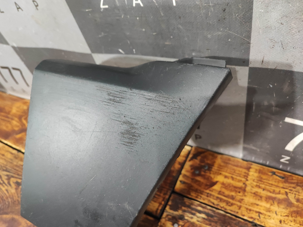 Накладка заднего бампера правая Tank 300 21-нв Б/У Оригинал 2804216XKM01B