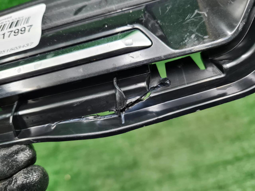 Накладка переднего бампера Changan Lamore (23-нв)