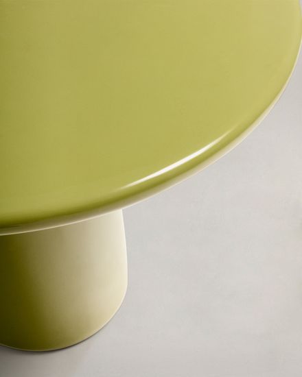 Журнальный столик Albanella из цемента с глянцевой зеленой отделкой Ø65 см