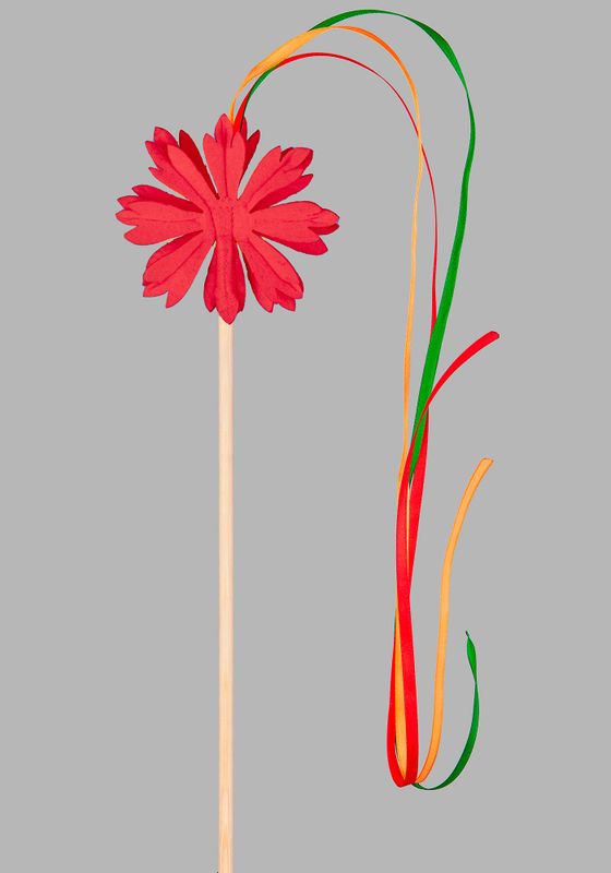 цвет красный