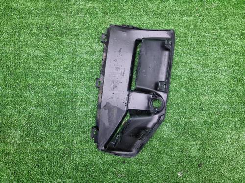 Накладка перед. бампера BMW 7er G70 22-нв M-paket