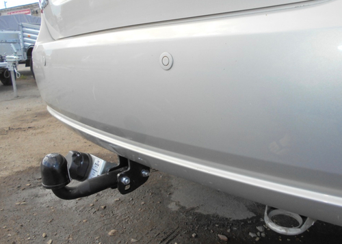 Фаркоп на VOLKSWAGEN Polo Sedan (круглая труба) 2009- (без электрики, паспорт/сертификат в комплекте) Автос.VW 33