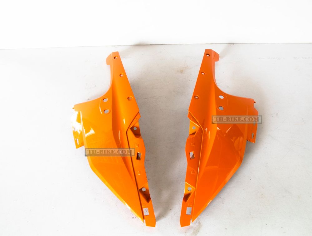 64161-MJW-J00ZG. COWL, L. FR. UPPER *YR249C*. Fairing Honda CBR500 2016-2018