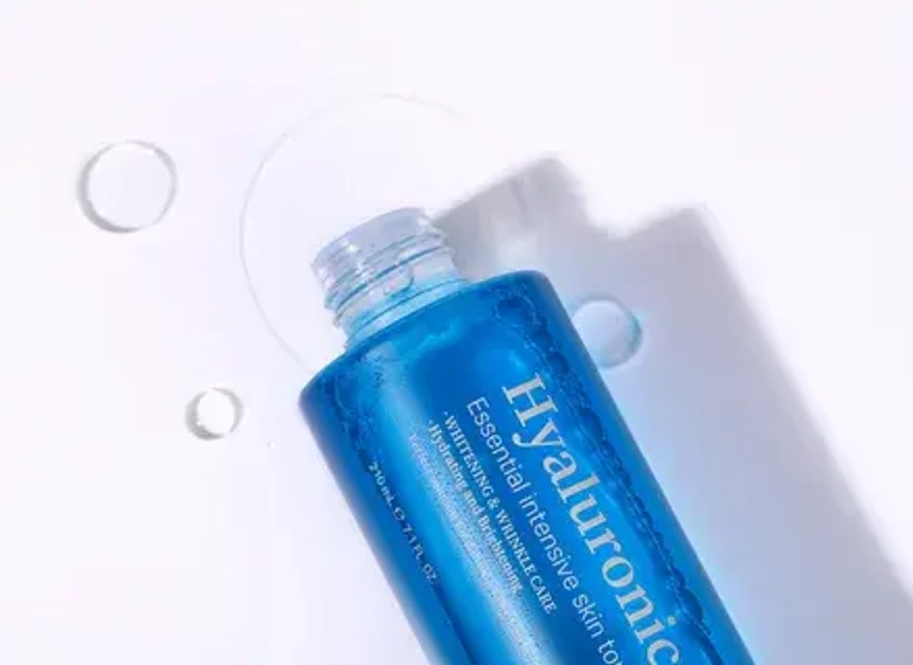 Тонер для лица с гиалуроновой кислотой BERGAMO Hyaluronic Acid Essential Toner