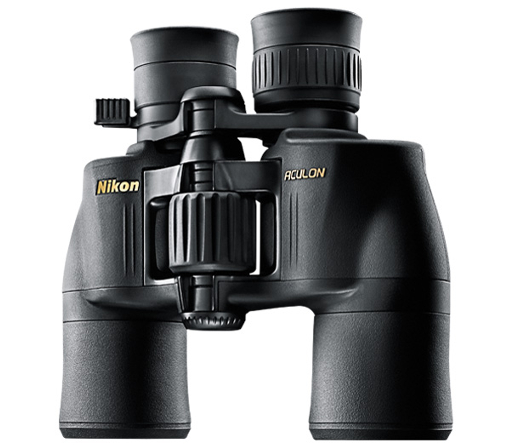 Бинокль Nikon Aculon A211 8-18x42
