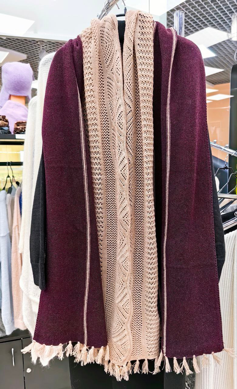 Палантин шерстяной ПШ18050-08/21 бежевый/сливовый