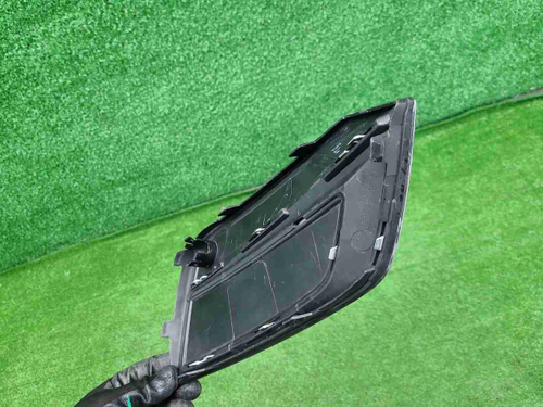 Решетка переднего бампера левая Volvo S90 2 16-20