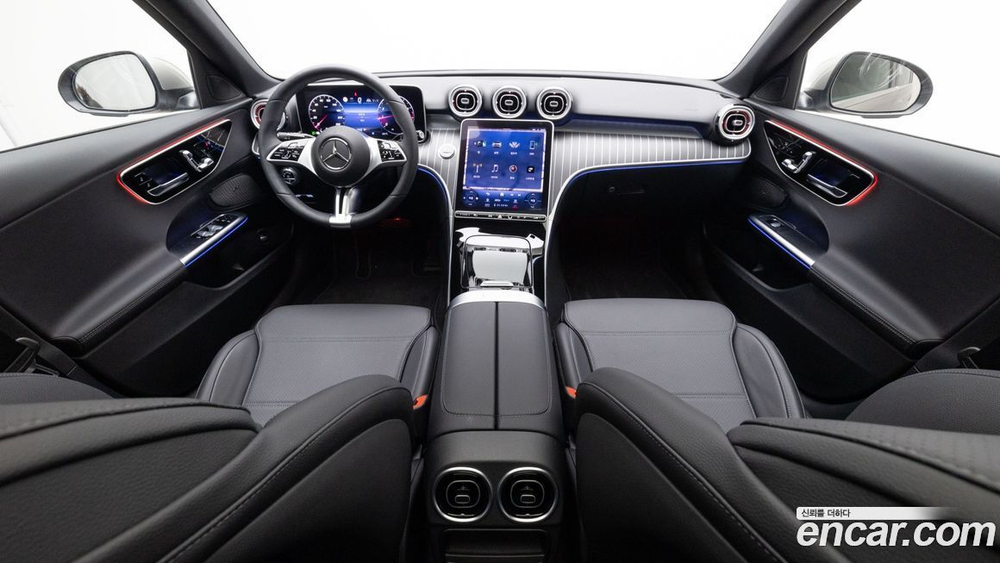 Mercedes-Benz C-Class W206 C300 4MATIC Avangarde (09.2023)