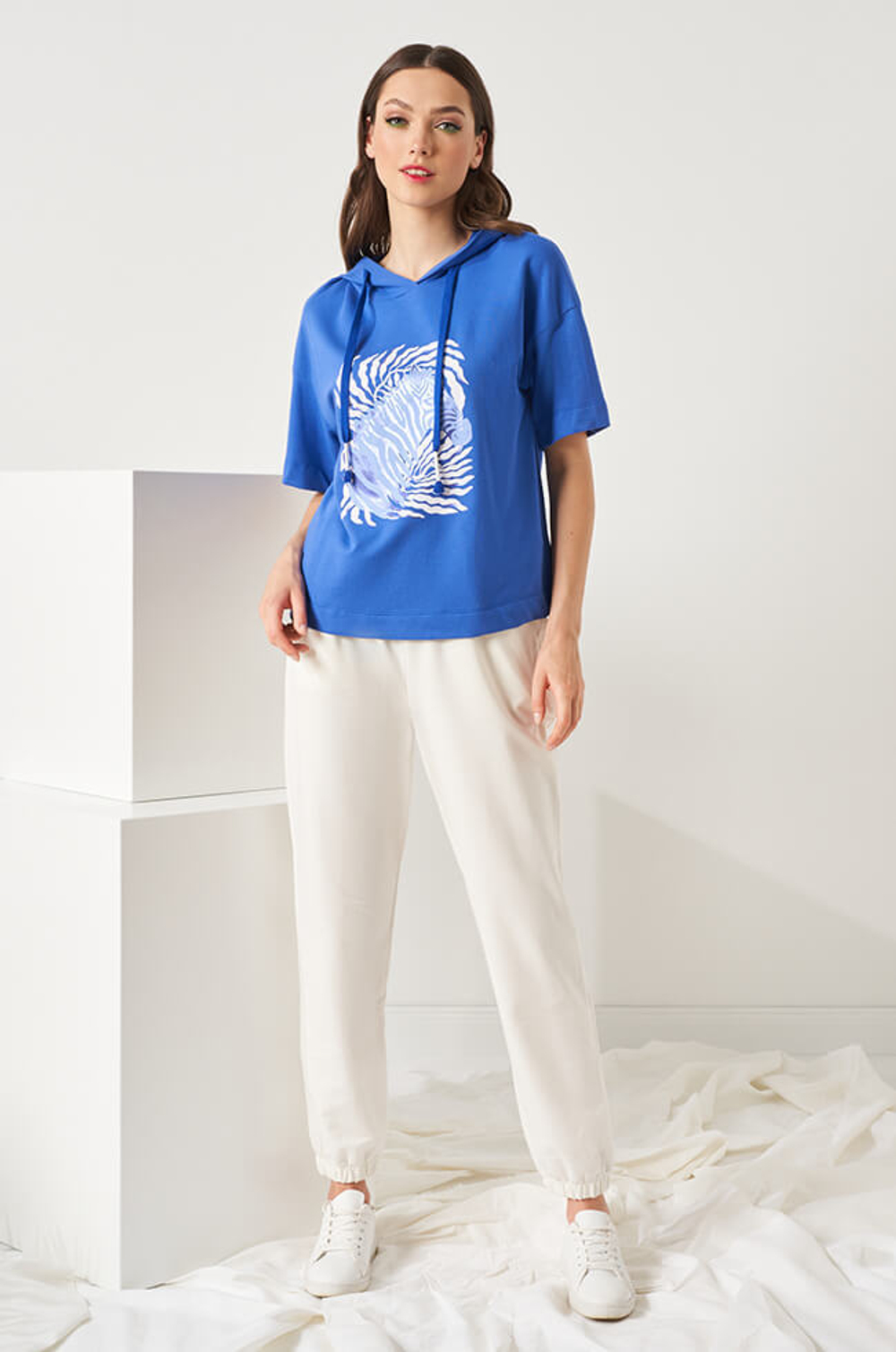 22815 Джемпер женский (ультрамарин)