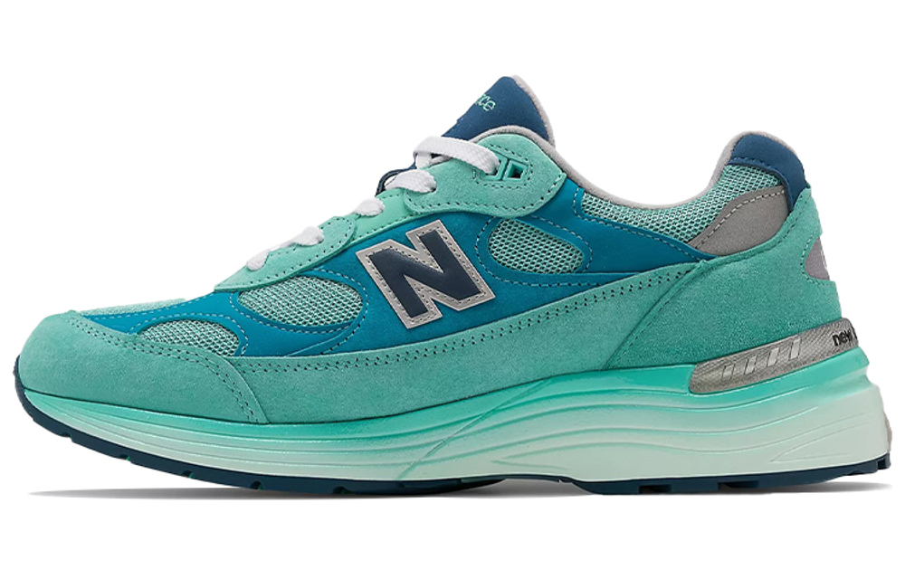 New Balance NB 992 comfortable and versatile low-top running shoes for men and women with the same style of lake green beauty