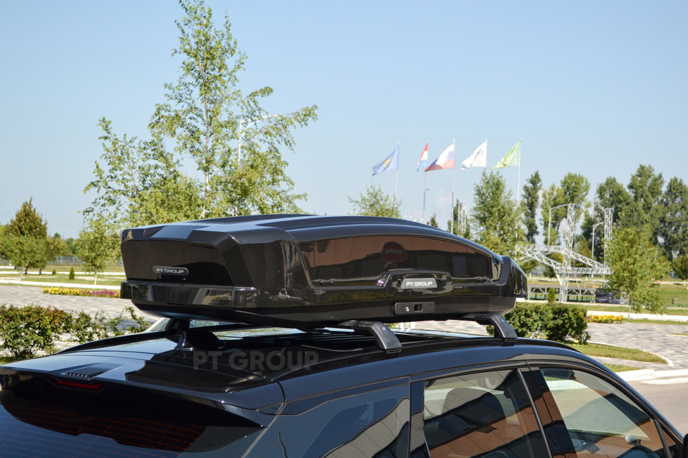 Автобокс на крышу автомобиля "Space" двустороннее открывание (черный) / PT-Group