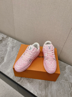 Louis Vuitton Trainer (4 colors)