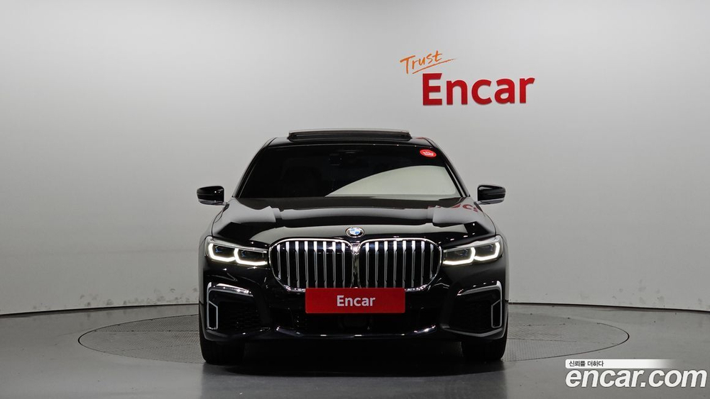BMW 7 Series (G11) 740Li xDrive M Sports (09.2019)