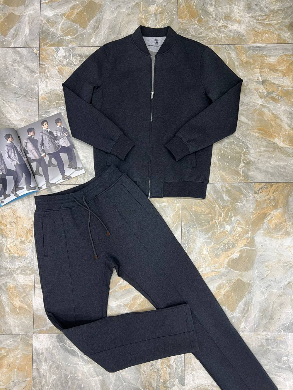 Прогулочный костюм Brunello Cucinelli