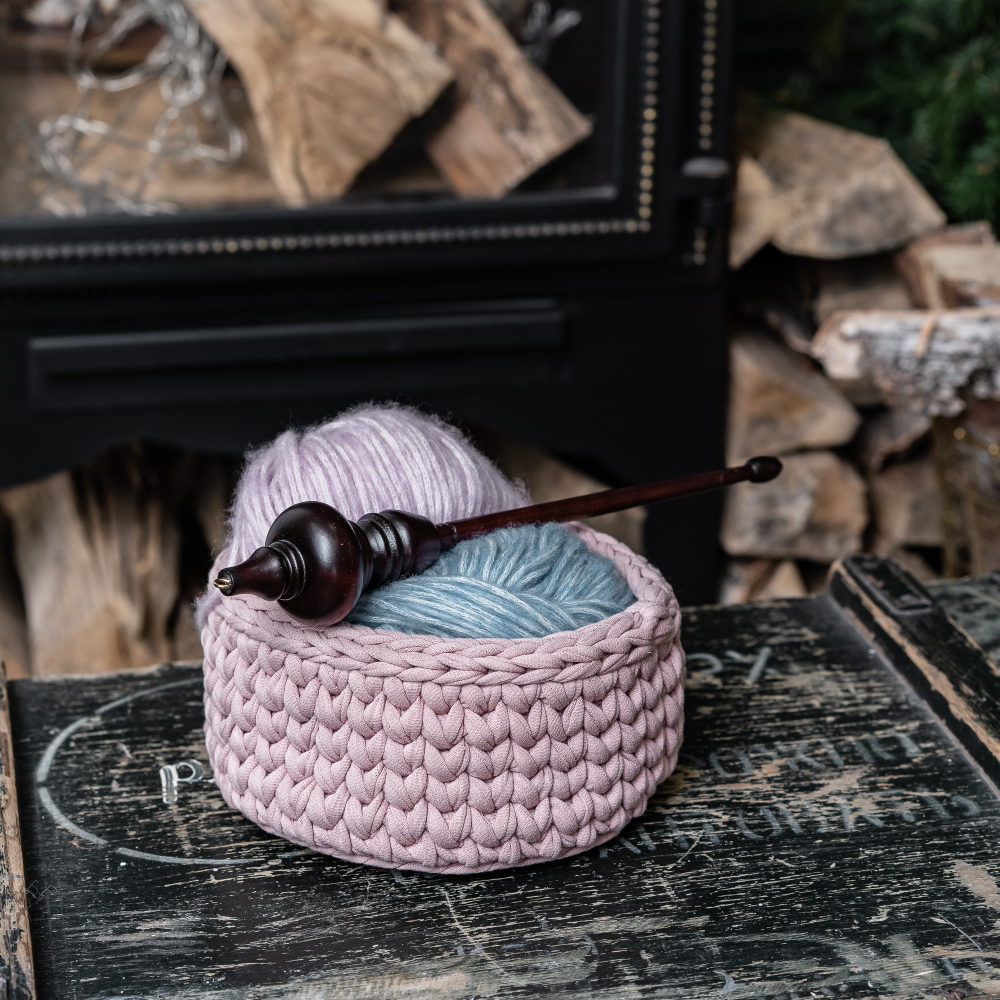 Деревянное подвесное веретено из дерева сибирский кедр. Art of Siberia. B51