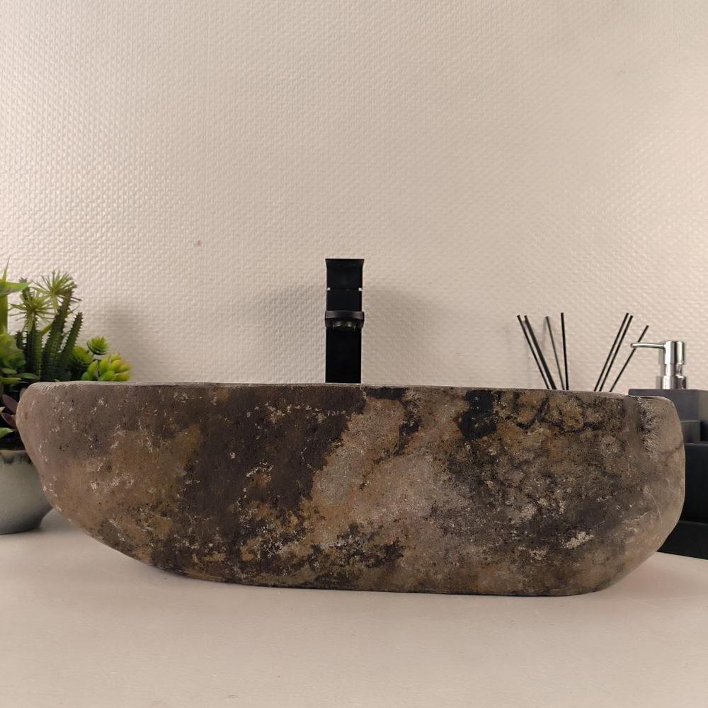 Раковина из речного камня RS-64994 54*34*15 0862