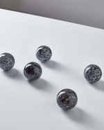 Шар из снежного обсидиана