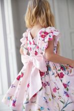 Нежно-розовое платье с цветами Silver Spoon