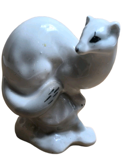 Фарфоровая статуэтка "Хорёк" (ЛЗФИ)