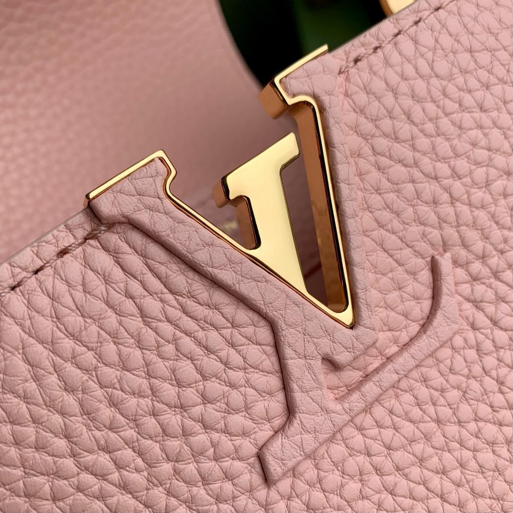 Louis Vuitton Capucines BB