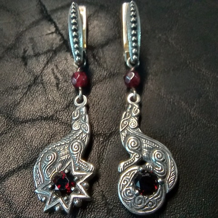 Серьги "Дети Фенрира: Хати и Сколль"