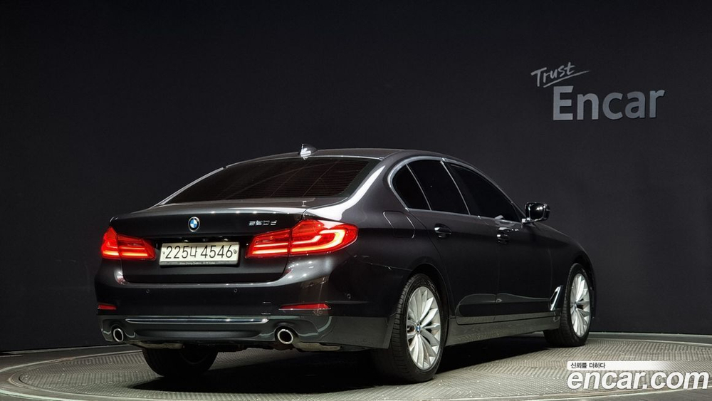 BMW 5 Series (G30) 520d Luxury Plus (10.2019)