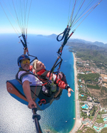 Параглайдинг с горы Адрасан на высоте 1000 м