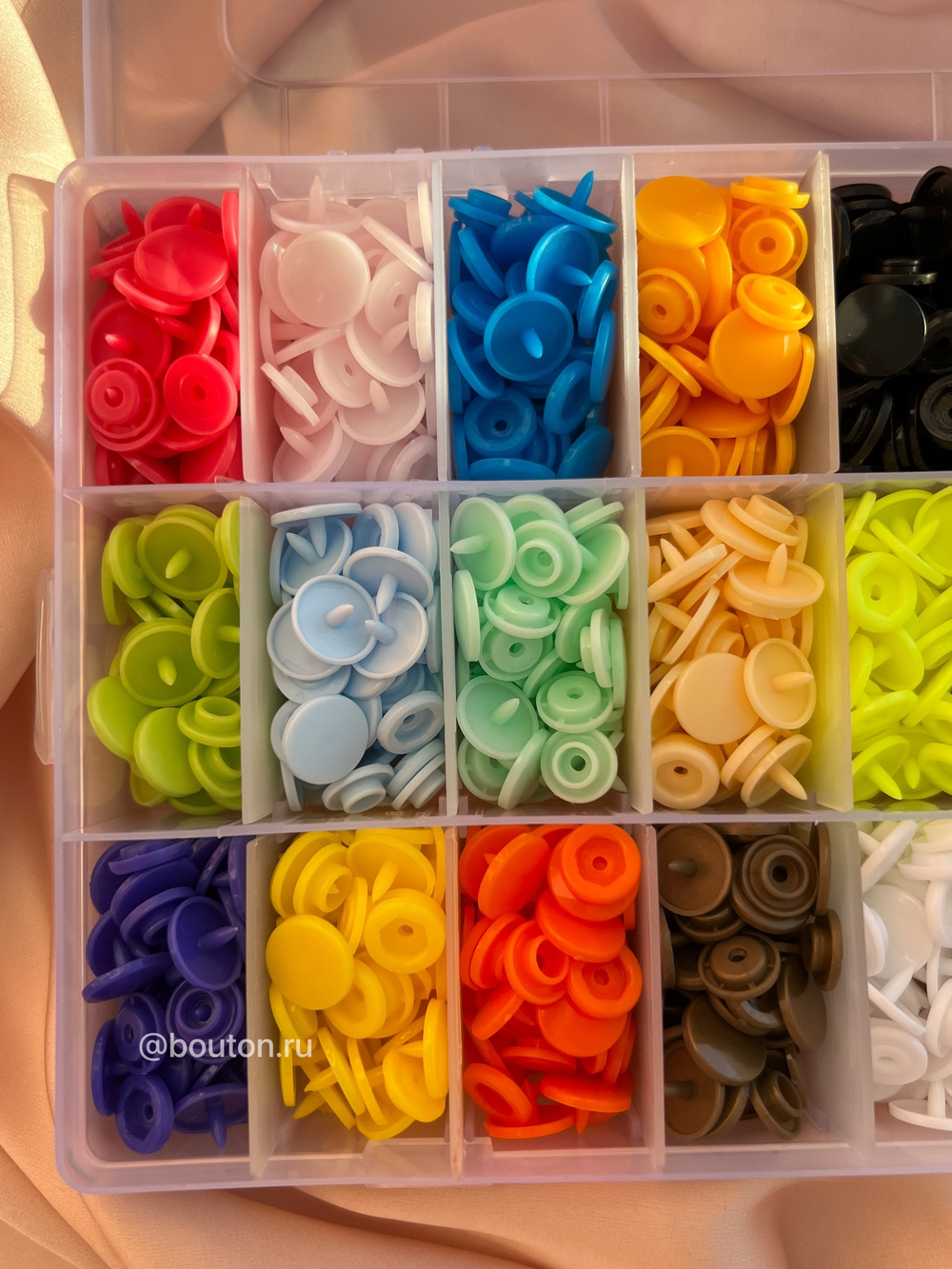 Кнопки 360 шт