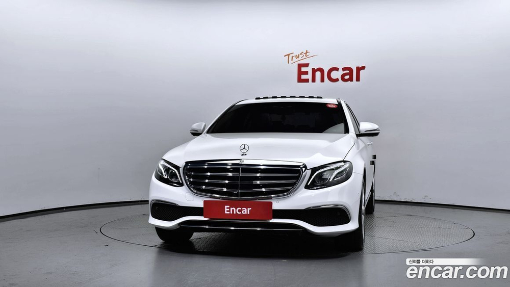 Mercedes-Benz E-Class W213 E300 4MATIC Exclusive (09.2020)