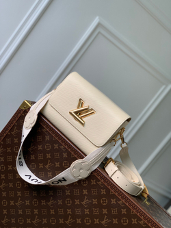 Louis Vuitton Twist MM